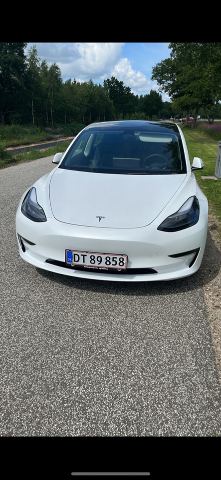 Tesla Model 3 Long Range AWD 4d