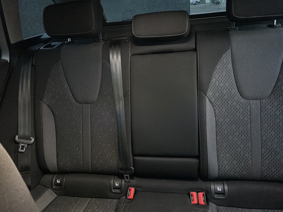 Skoda Octavia 2,0 TDi 150 First Edition Combi DSG 5d