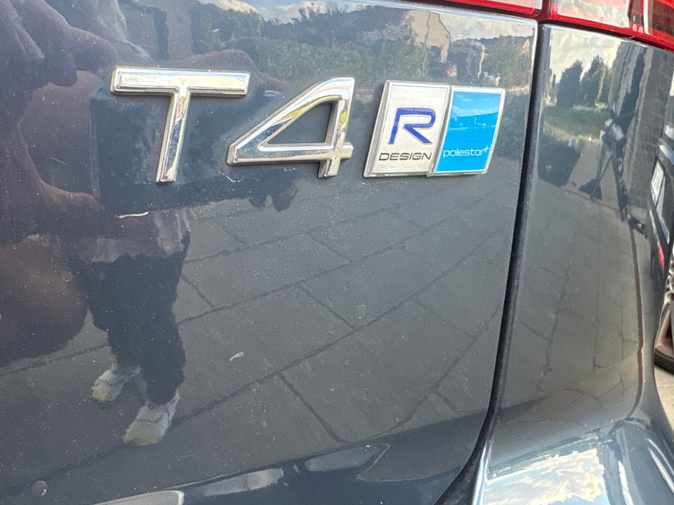 Volvo V60 2,0 T4 210 R-Design Polestar aut. 5d