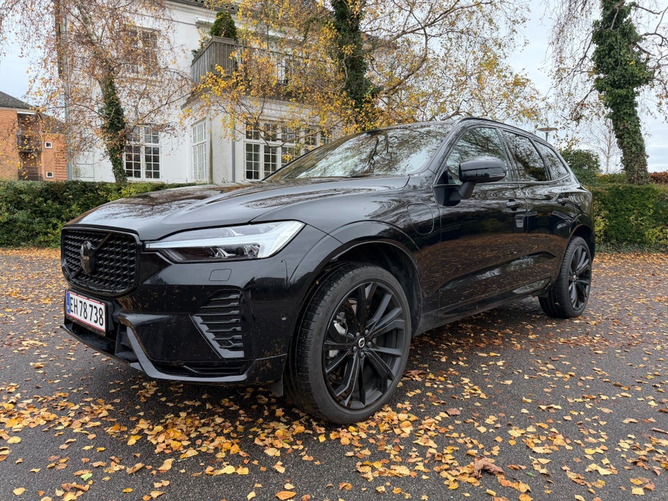 Volvo XC60 2,0 T6 ReCharge Black Edition aut. AWD 5d