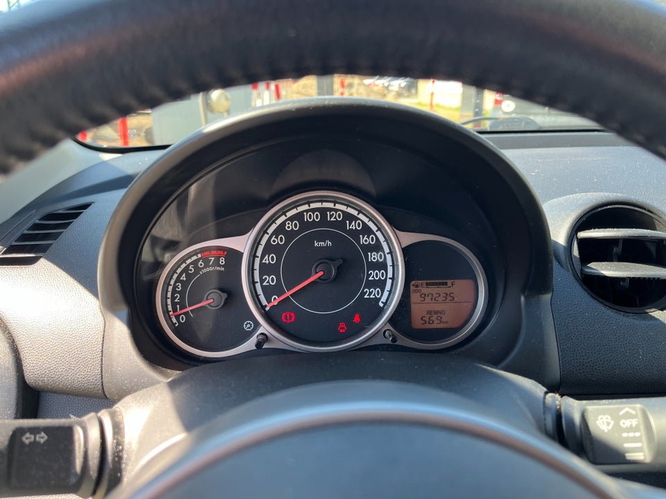 Mazda 2 1,3 Takara Edition 5d