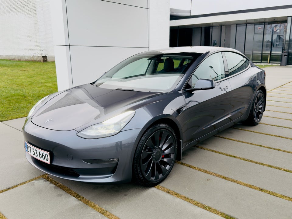 Tesla Model 3 Performance AWD 4d