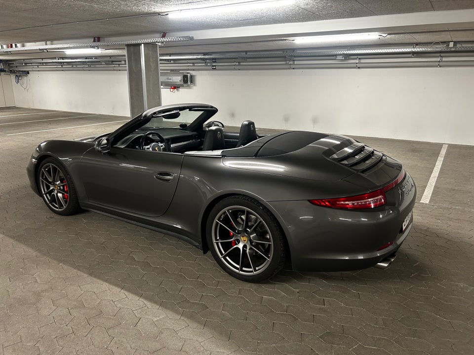 Porsche 911 Carrera 4S 3,8 Cabriolet PDK 2d