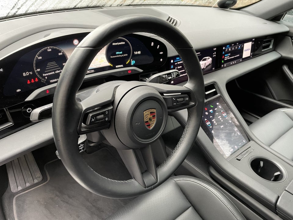 Porsche Taycan 4S 4d