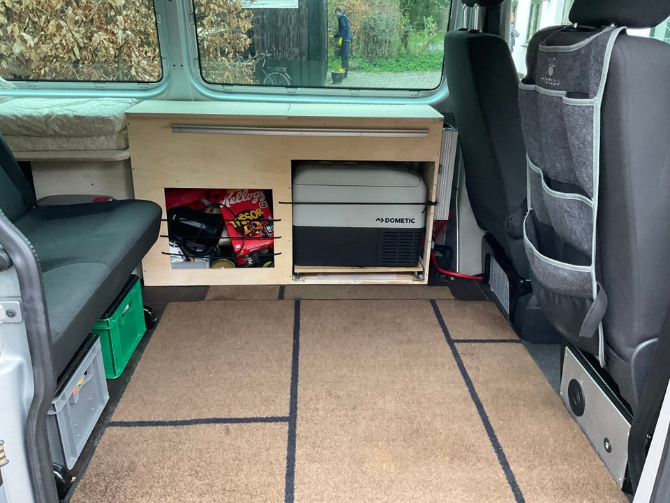 VW California 2,0 TDi 204 Ocean 4d