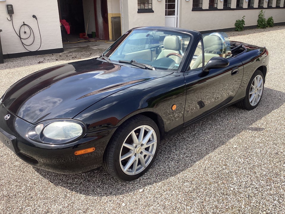 Mazda MX-5 1,6i  2d