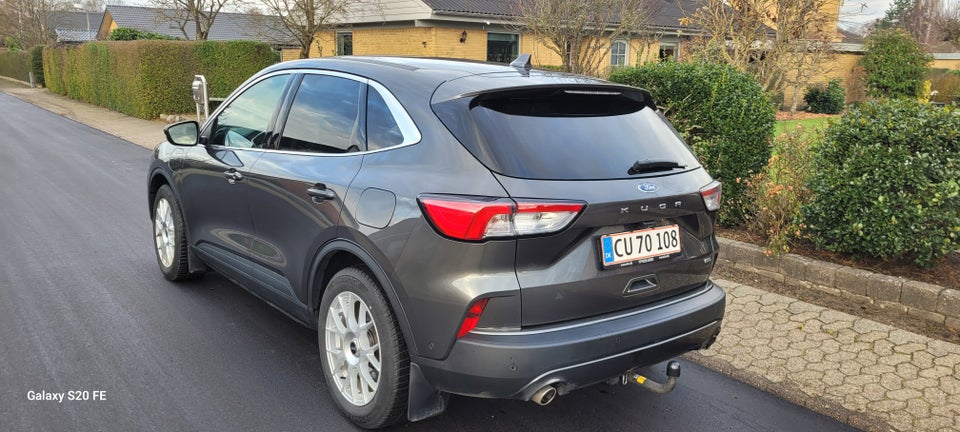 Ford Kuga 2,5 PHEV Titanium X CVT 5d