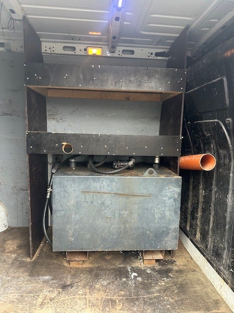 Renault Master III T33 2,3 dCi 145 L2H2 Kassevogn