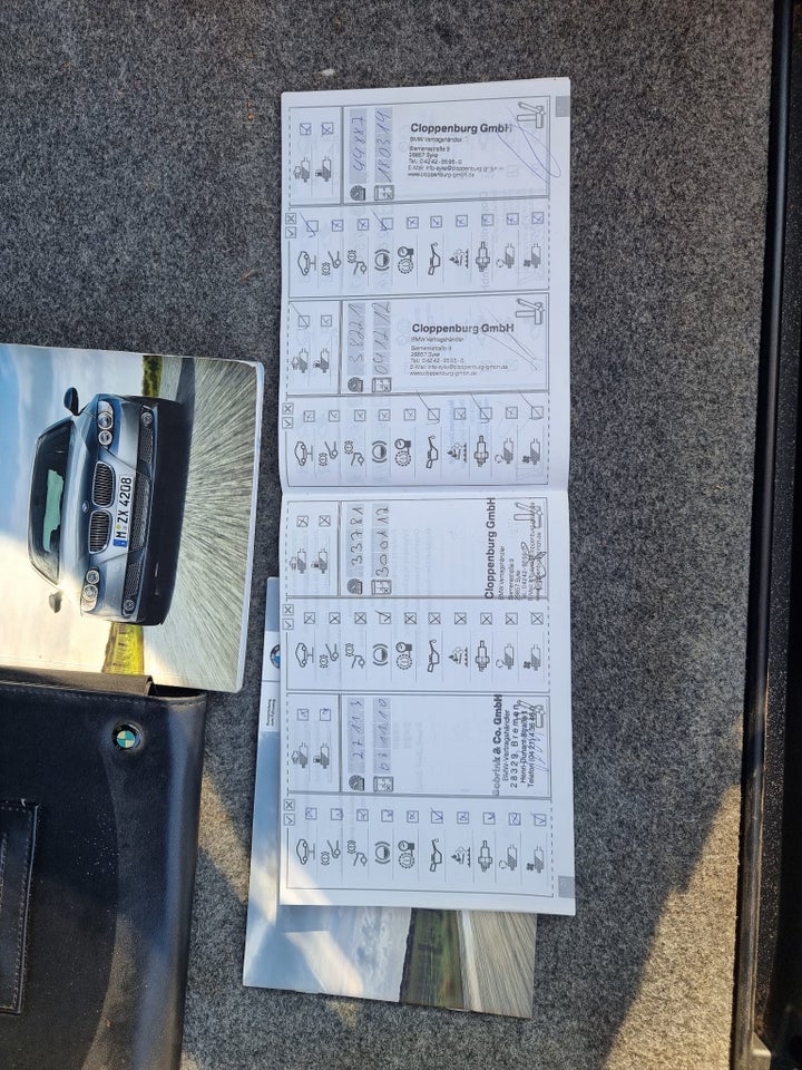 BMW 325i 3,0 Cabriolet Steptr. 2d