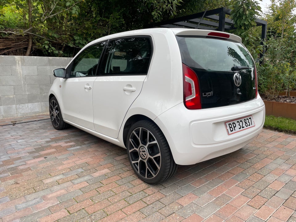 VW Up! 1,0 60 Fresh Up! BMT 5d