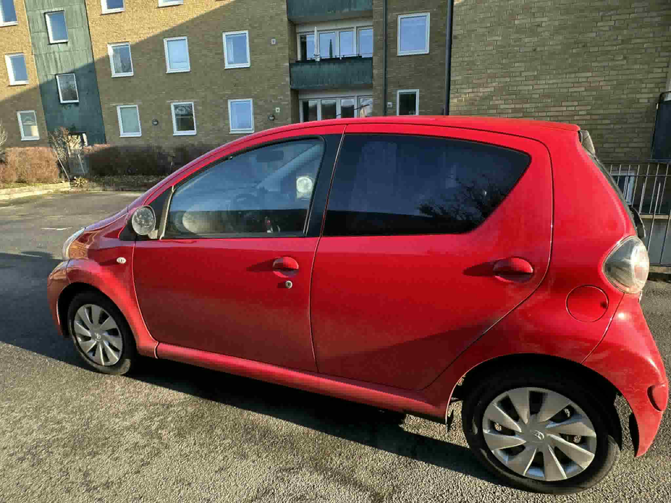 Toyota Aygo 1,0 VVT-i T1 5d