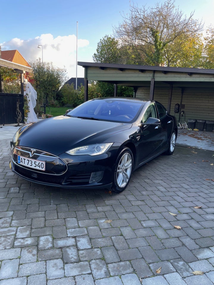 Tesla Model S 85 5d