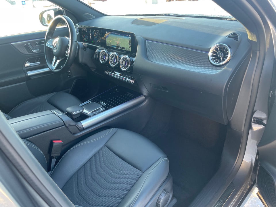 Mercedes EQA250 Progressive 5d