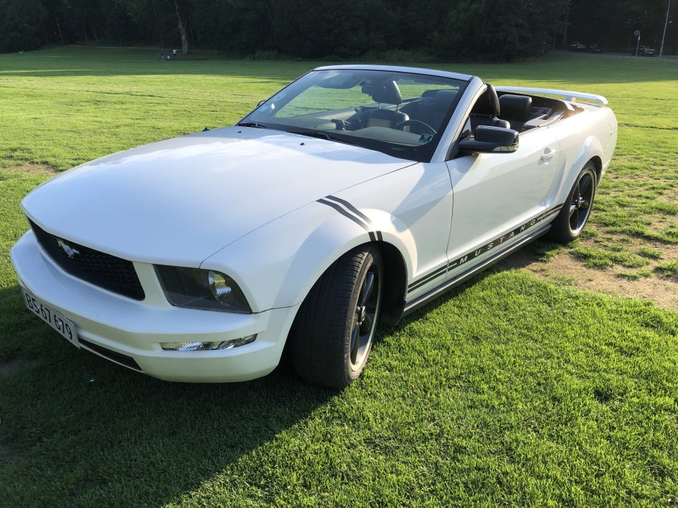 Ford Mustang 4,0 Cabriolet aut. 2d
