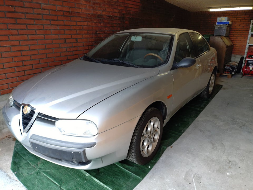 Alfa Romeo 156 2,0 TS 16V 4d