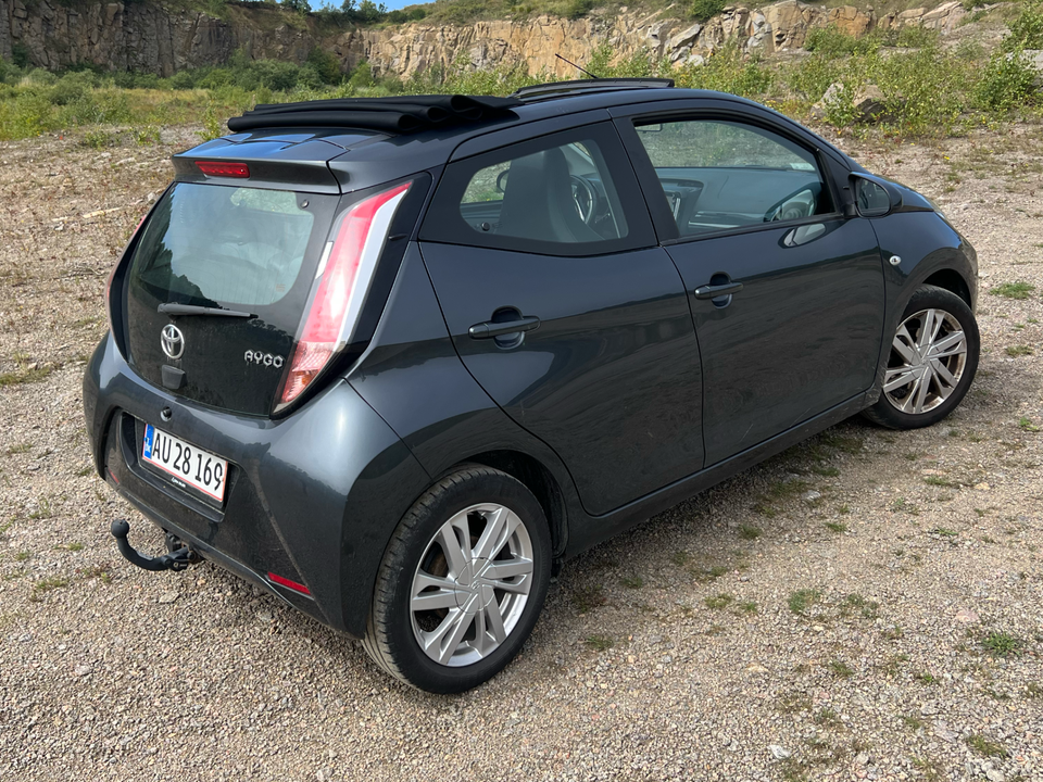 Toyota Aygo 1,0 VVT-i x-sky 5d