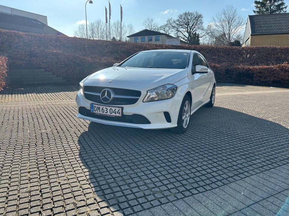 Mercedes A200 1,6 Urban 5d
