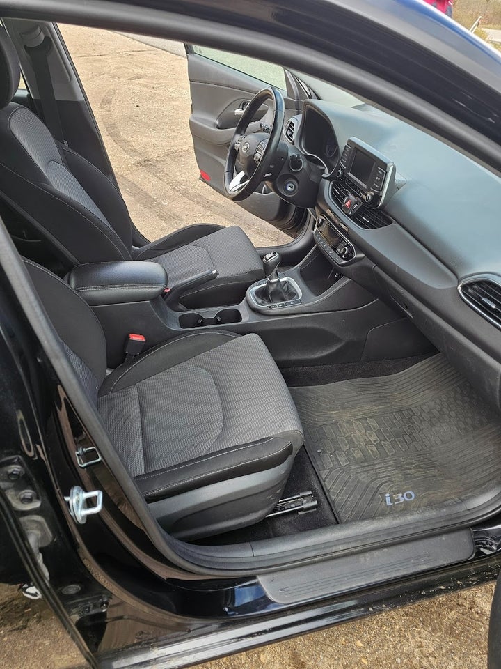 Hyundai i30 1,0 T-GDi Life+ 5d