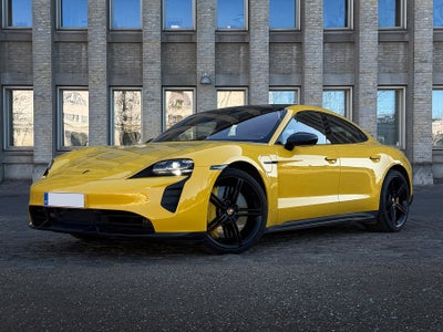 Porsche Taycan Turbo S  Performance+  4d