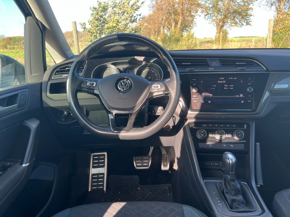 VW Touran 1,6 TDi 115 IQ.Drive 7prs 5d