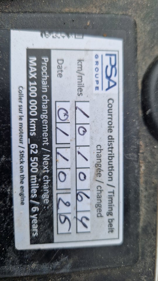Citroën C4 1,2 PureTech 100 Feel 5d