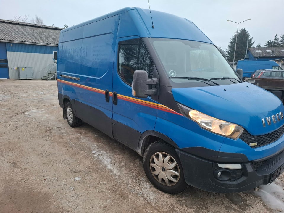 Iveco Daily 2,3 35S15 10,8m³ Van