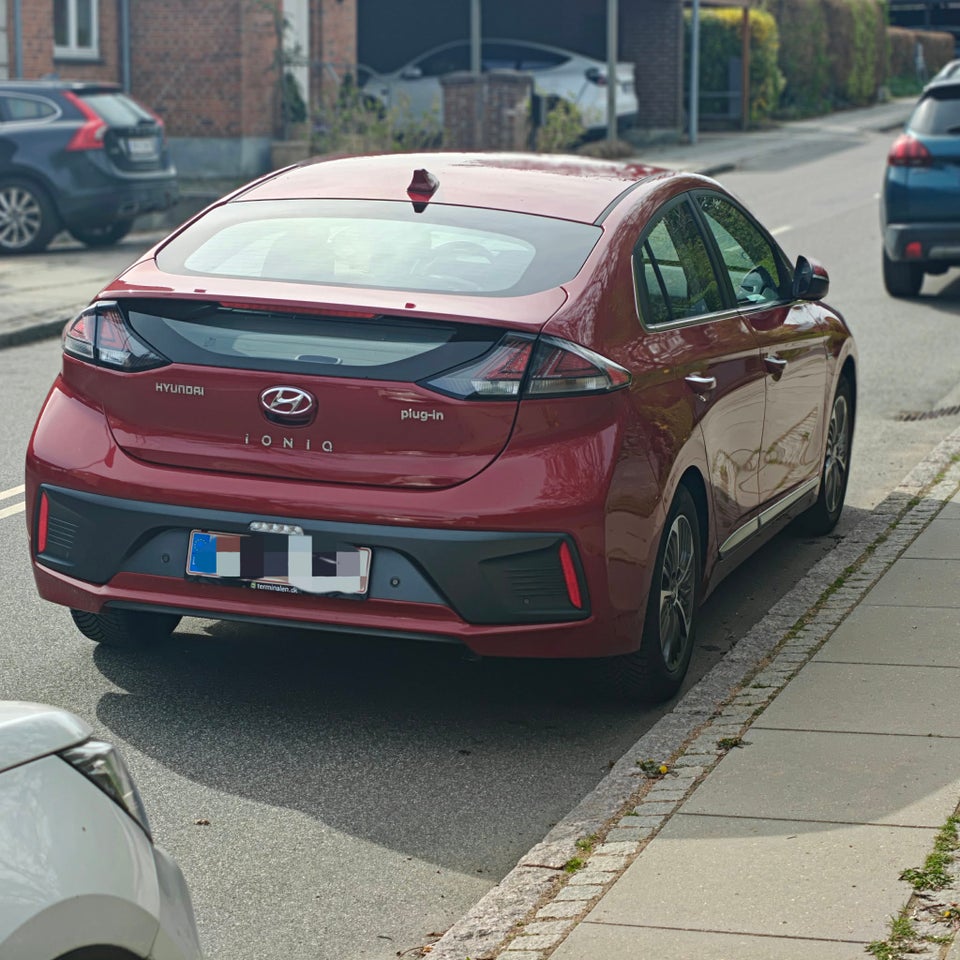 Hyundai Ioniq 1,6 PHEV Premium DCT 5d