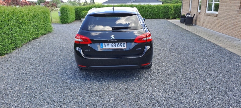 Peugeot 308 2,0 BlueHDi 150 Allure SW EAT6 5d