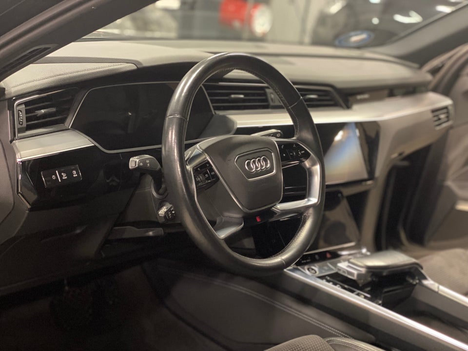 Audi e-tron 50 S-line quattro 5d