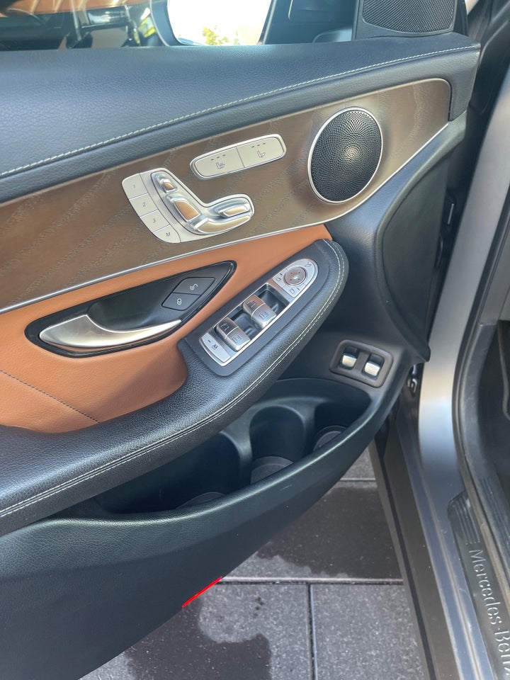 Mercedes GLC300 d 2,0 AMG Line aut. 4Matic 5d
