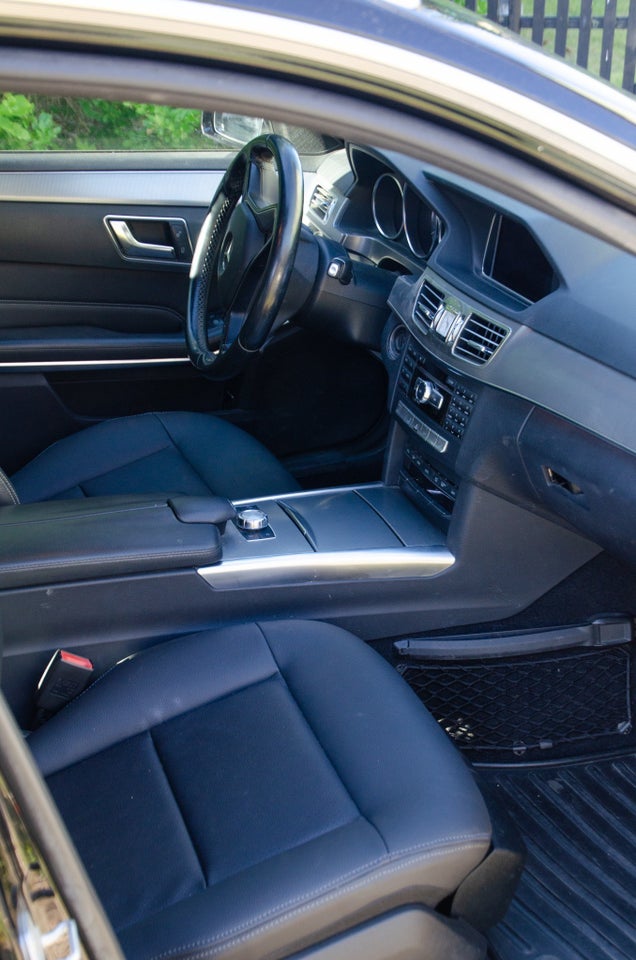 Mercedes E220 2,2 CDi Avantgarde stc. aut. 5d