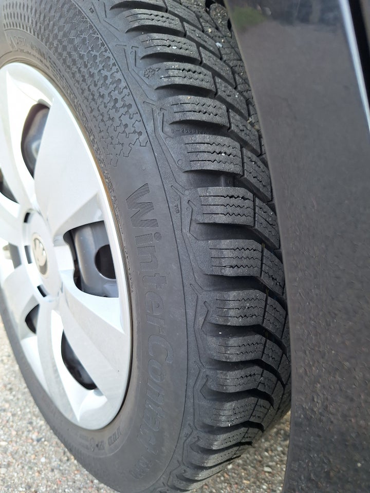 Skoda Fabia 1,0 TSi 110 Ambition Combi DSG 5d