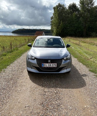 Peugeot e-208 50 Allure 5d
