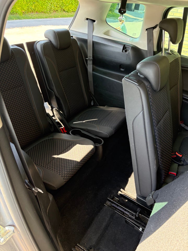 Opel Zafira Tourer 1,4 T 140 Innovation 7prs 5d