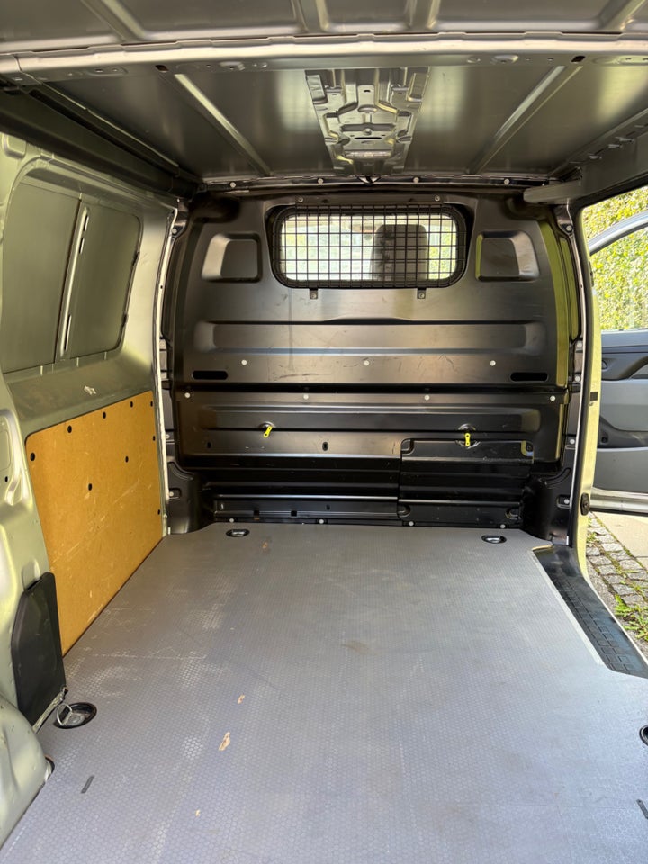 Toyota ProAce 1,6 D 115 Medium Comfort 5d