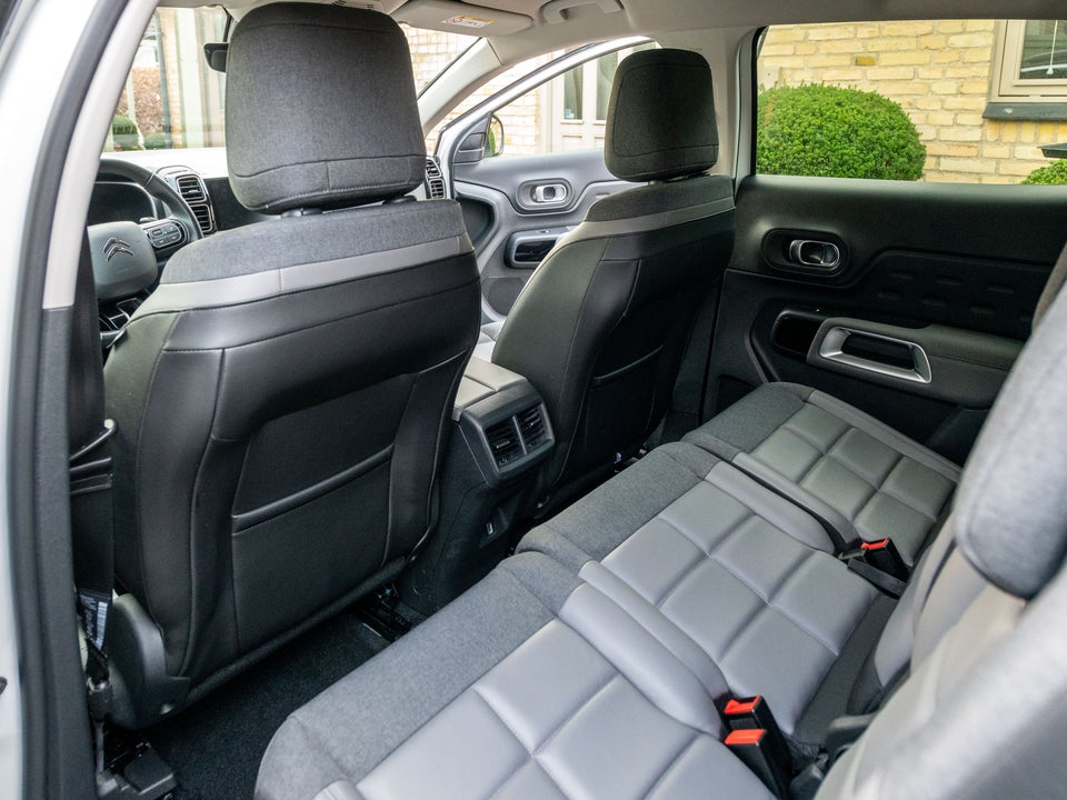 Citroën C5 Aircross 1,6 Hybrid Shine Sport EAT8 5d