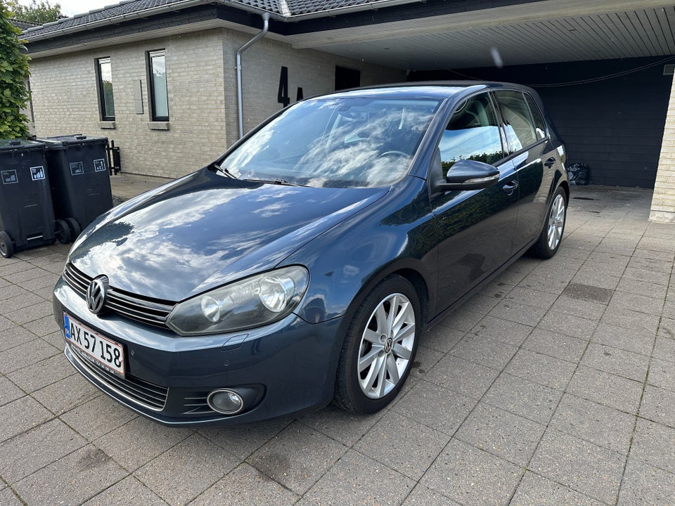 VW Golf VI 2,0 TDi 140 Highline DSG 5d