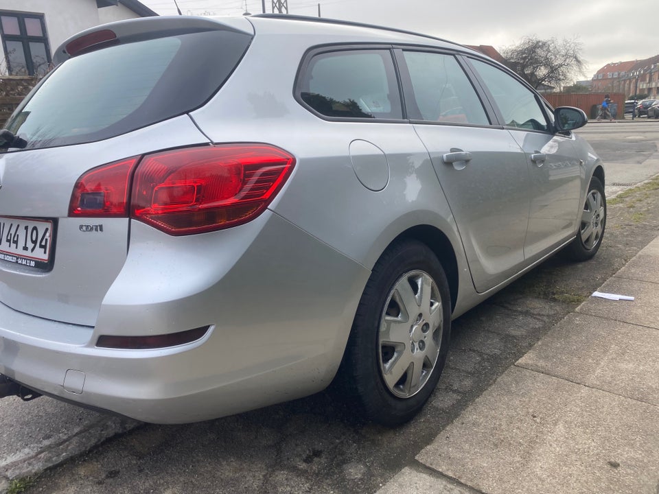 Opel Astra 1,7 CDTi 110 Sport Sports Tourer 5d