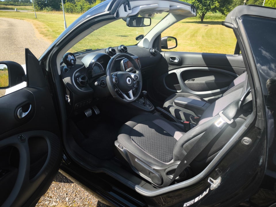 Smart Fortwo EQ Cabriolet 2d