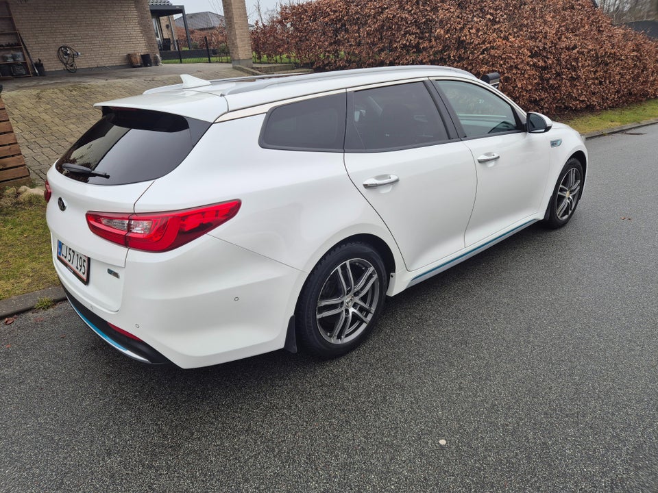 Kia Optima 2,0 PHEV SW aut. 5d