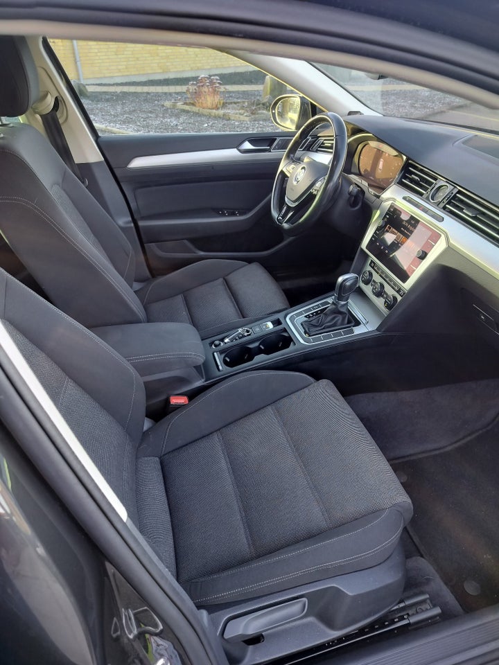 VW Passat 2,0 TDi 150 Comfortline Premium Variant DSG 5d