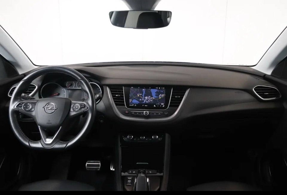 Opel Grandland X 1,6 Hybrid4 Ultimate aut. 5d