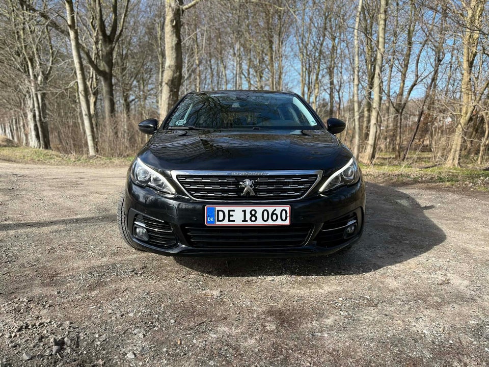 Peugeot 308 1,6 BlueHDi 120 Allure Sky SW 5d