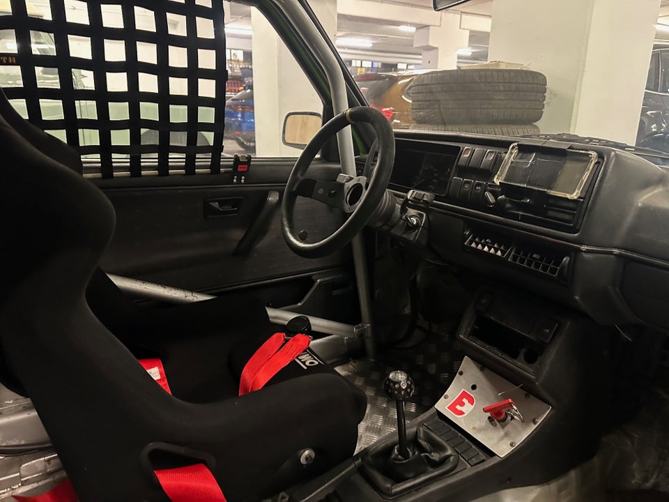 VW Golf II 1,8 GTi 3d