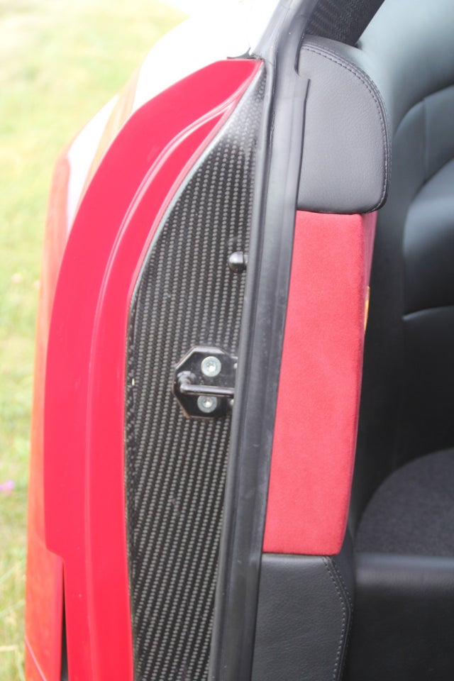 MG SV-R 5,0 V8 Coupé aut. 2d