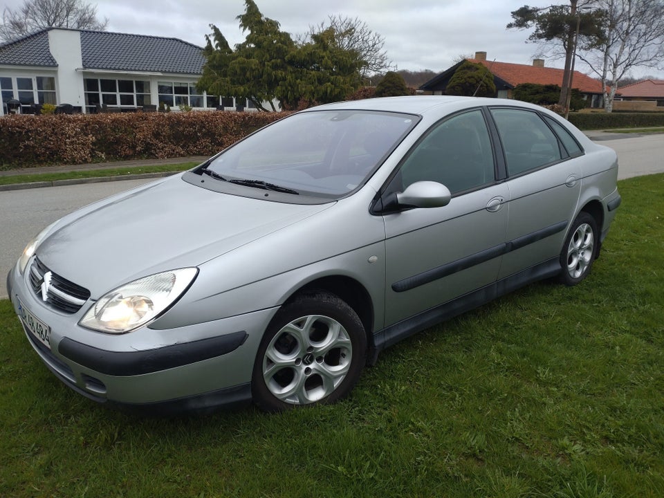 Citroën C5 1,8i 16V Advance 5d