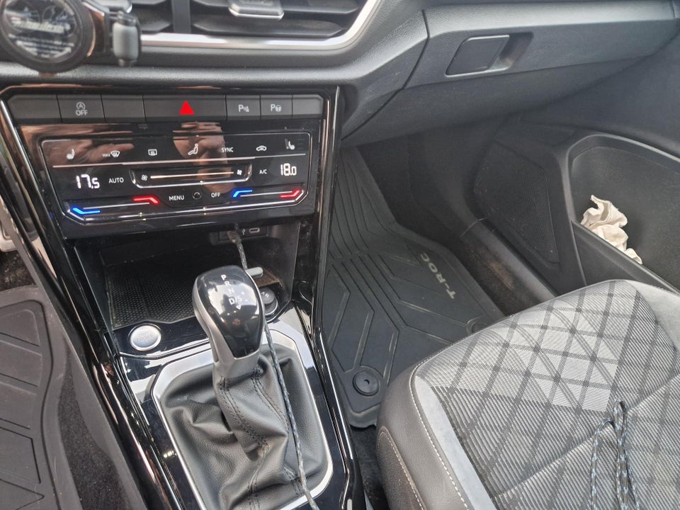 VW T-Roc 1,5 TSi 150 R-line DSG 5d