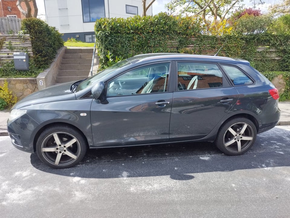 Seat Ibiza 1,4 16V Reference ST 5d