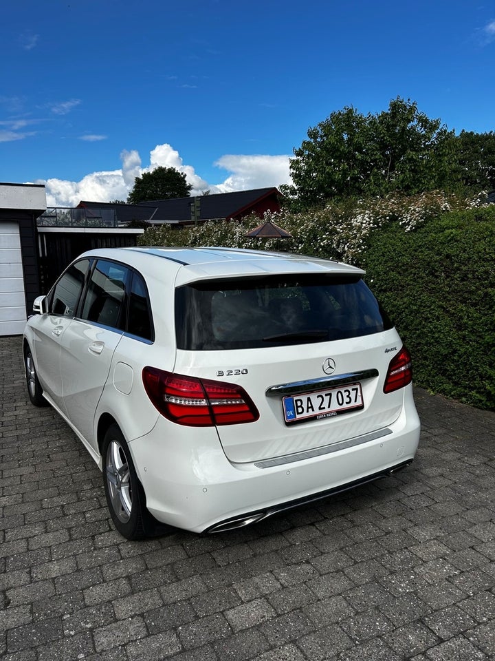 Mercedes B220 2,0 aut. 4Matic 5d