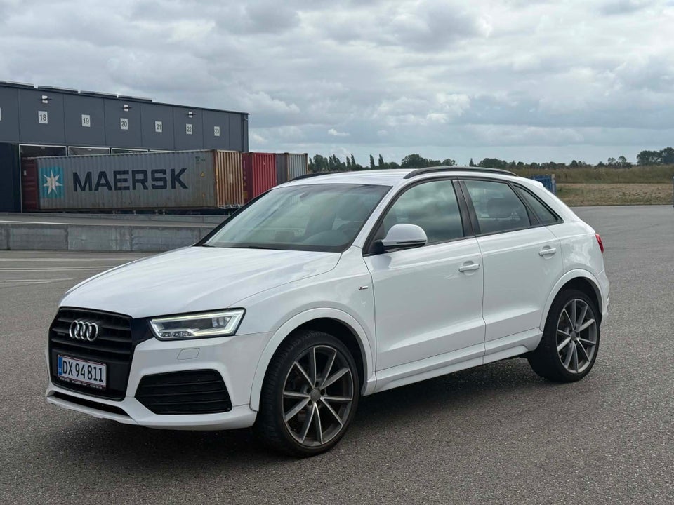 Audi Q3 2,0 TDi 150 S-line quattro S-tr. 5d